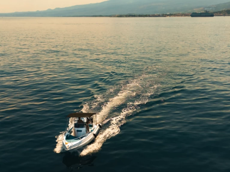 Ein blumax 19 pro Blumax 19 Pro mieten in Taormina