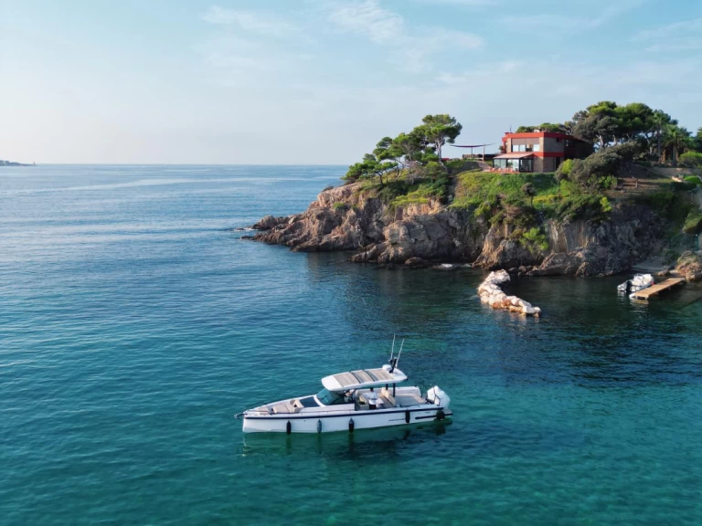 Motorboot mieten in Port du Lavandou zum besten Preis