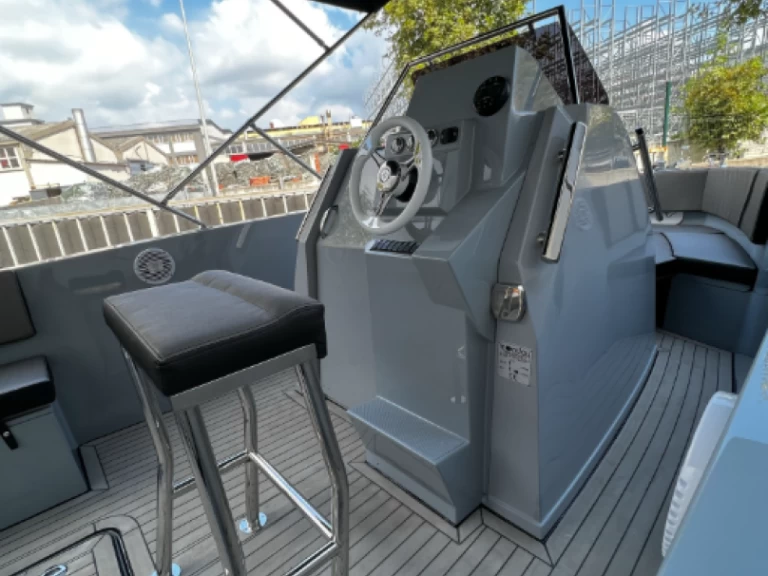 Motorboot mieten in Six-Fours-les-Plages zum besten Preis