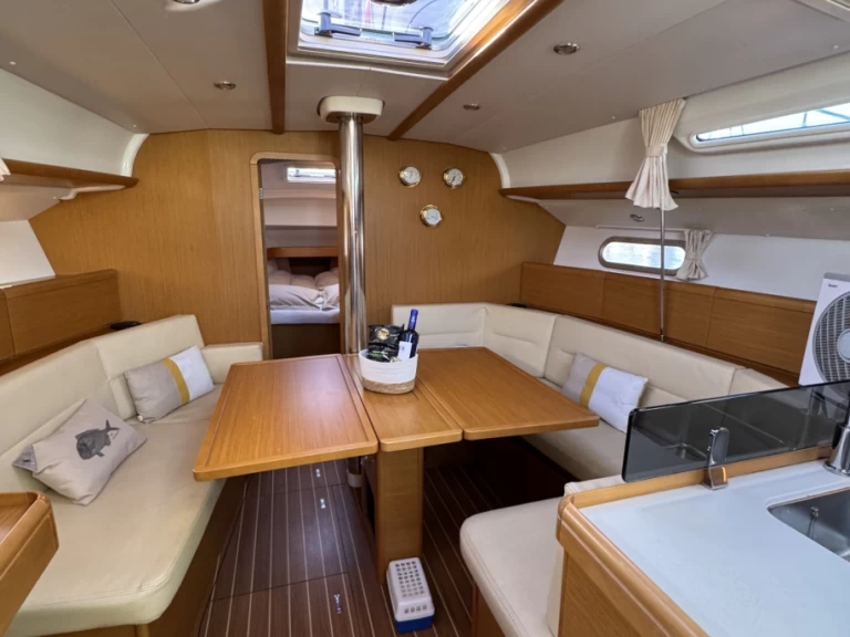 Bootsverleih Jeanneau Sun Odyssey 42i Torrevieja Samboat