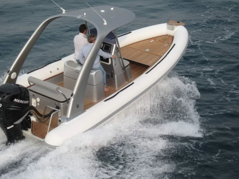 Vermietung Schlauchboot Ufo mit Führerschein