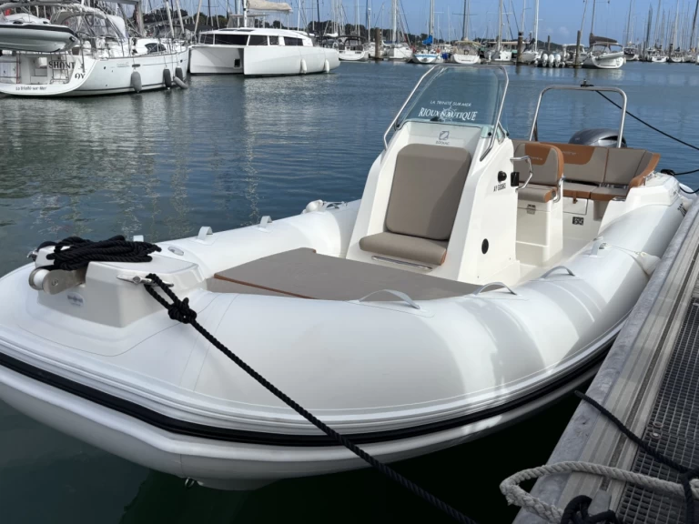 Bootsverleih Zodiac Medline 6.8 La Trinité-sur-Mer Samboat
