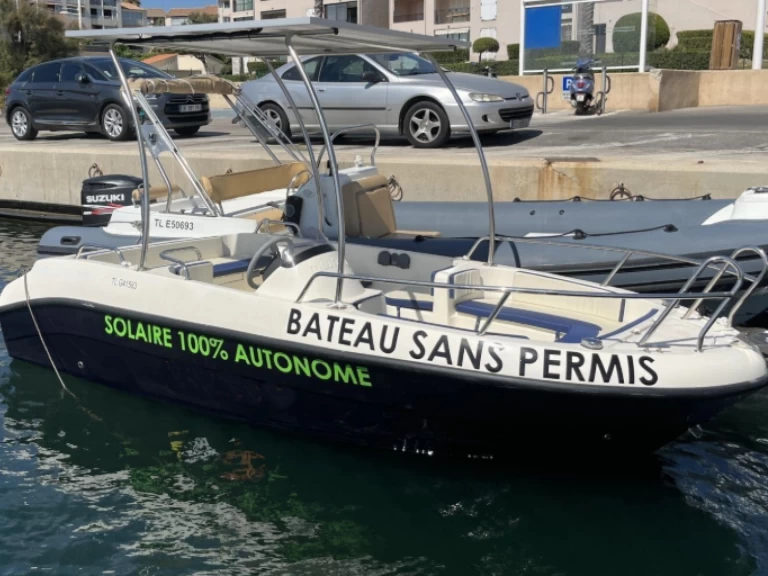 Motorboot mit oder ohne Skipper Moonday yacht mieten in Six-Fours-les-Plages