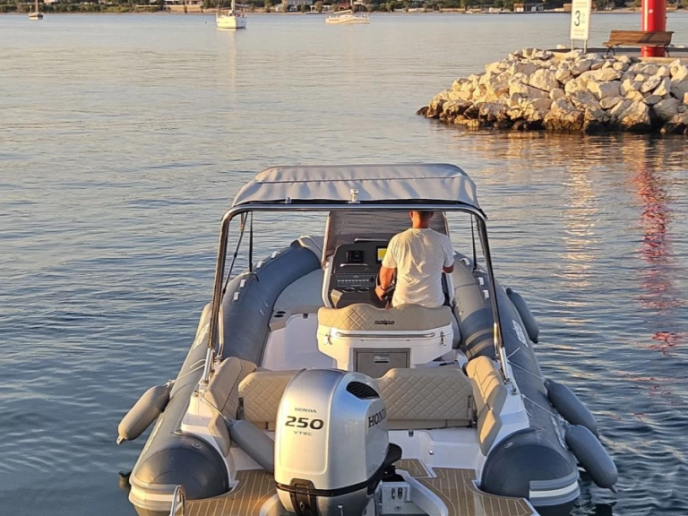 Ein Salpa Soleil 24,5 mieten in Biograd na Moru