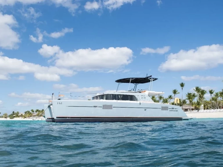 Katamaran mit oder ohne Skipper Custom Made mieten in Bayahíbe (Zona Urbana)