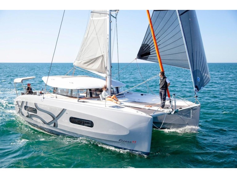 Katamaran mit oder ohne Skipper Excess mieten in Ligia