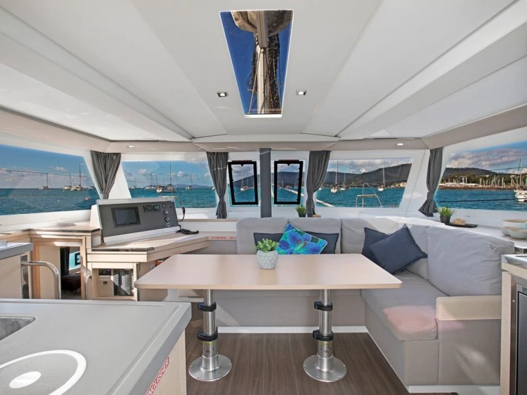 Ein Fountaine Pajot Lucia 40 mieten in Ligia