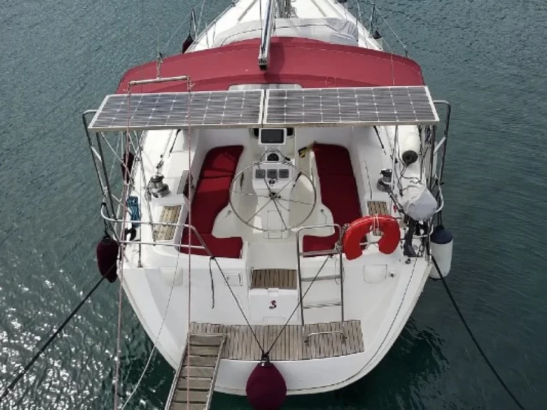 Segelboot mit oder ohne Skipper Bénéteau mieten in Kallithea