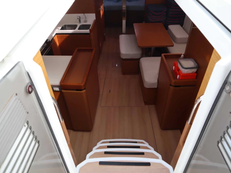 Segelboot mieten in Ligia zum besten Preis