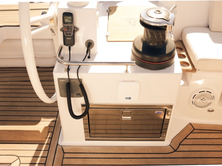 Segelboot mit oder ohne Skipper Elan mieten in Seget Donji