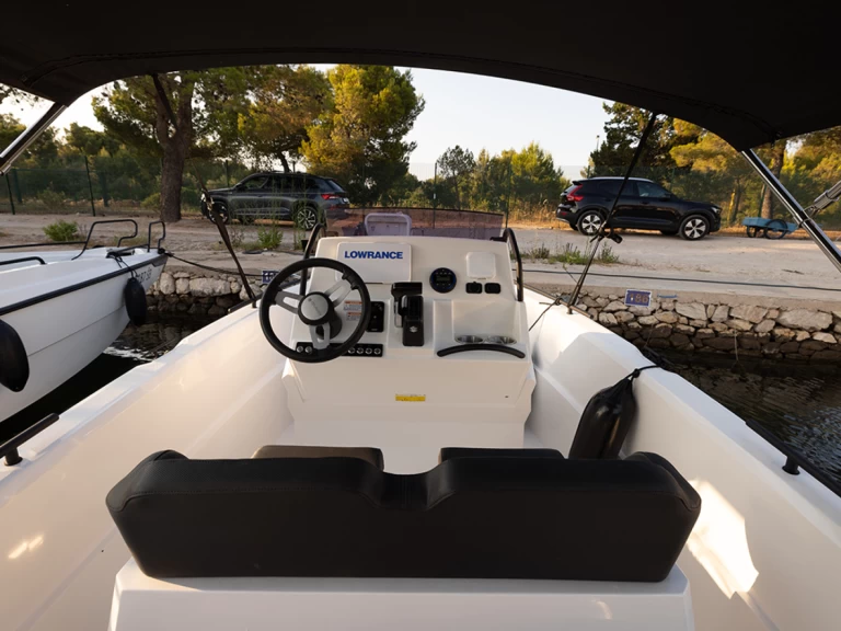 Bootsverleih Compass Boats Compass 7s Šibenik Samboat