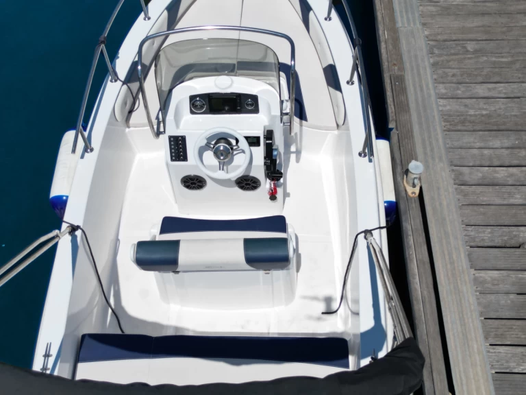 Motorboot mit oder ohne Skipper Italmar mieten in Šibenik