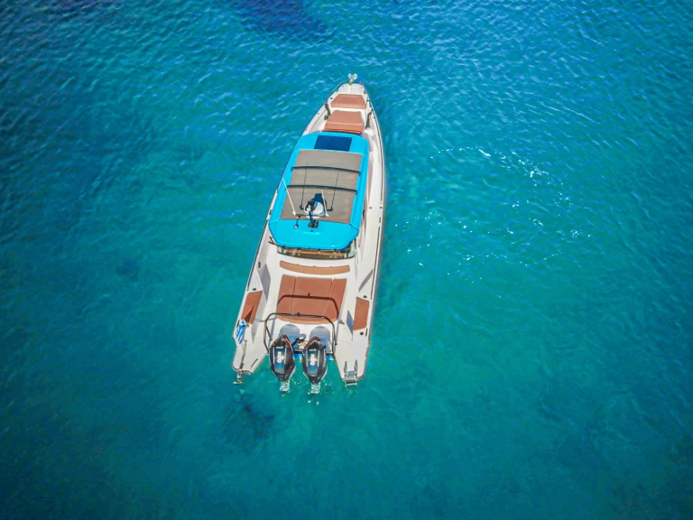 YachtCharter in Chaniá - Axopar Axopar 37 XC Cross Cabin auf SamBoat