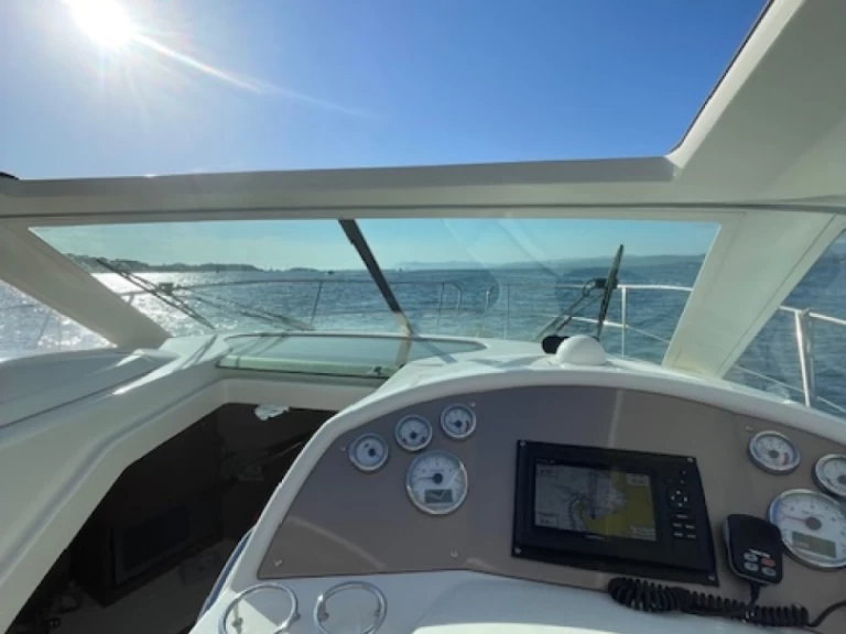 Motorboot mieten in Six-Fours-les-Plages - Jeanneau Prestige 30 S