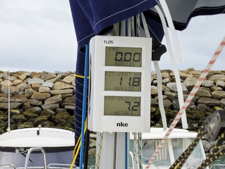 Boot mieten Port-Haliguen günstig First 27.7