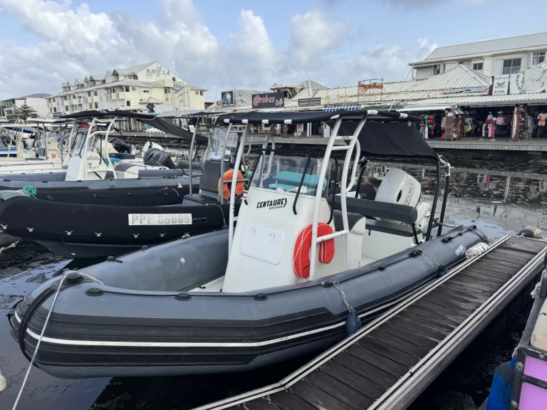 Schlauchboot mieten in Saint-François zum besten Preis