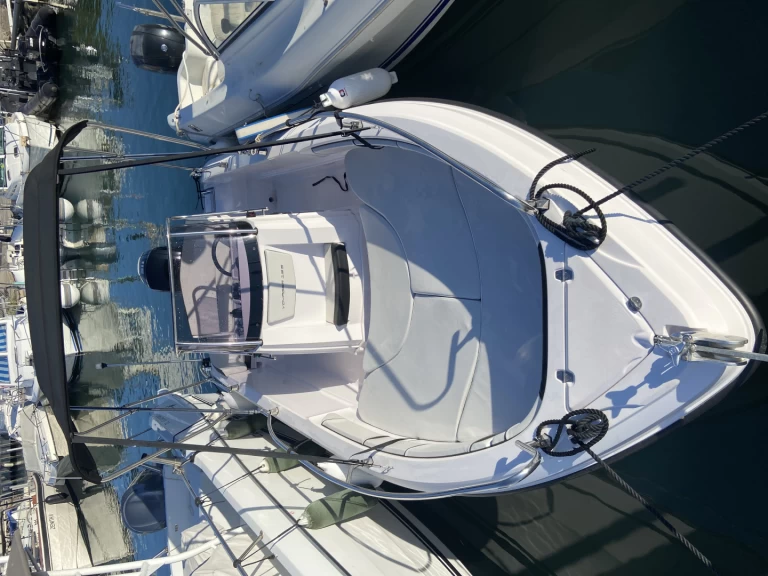 Motorboot mieten in Fréjus zum besten Preis