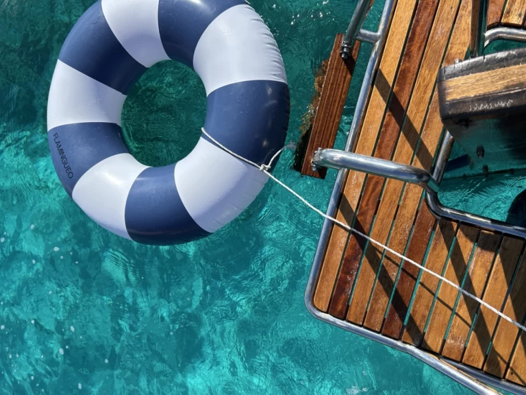 Motorboot mieten in Palau - Salpa Vesuvio