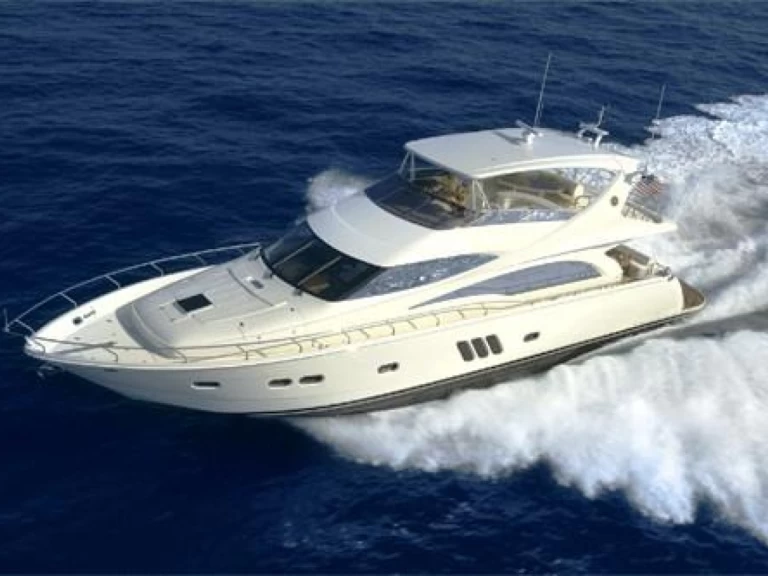Yacht mieten in Antibes zum besten Preis