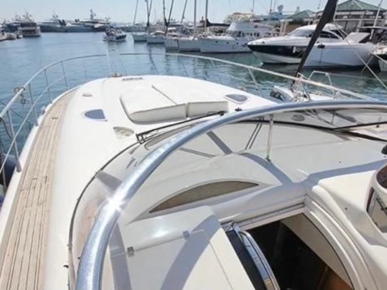 Ein Sunseeker Predator 56 mieten in Golfe-Juan