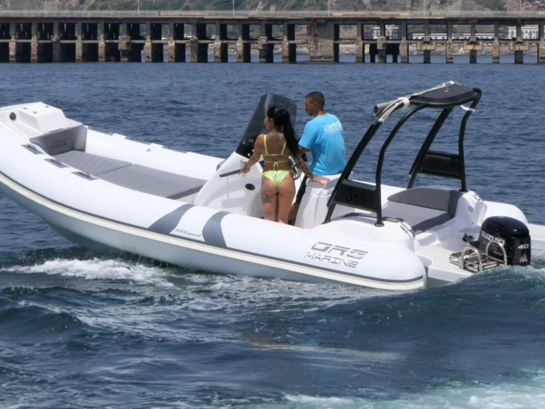 Boot mieten Fornells günstig Oromarine S-65