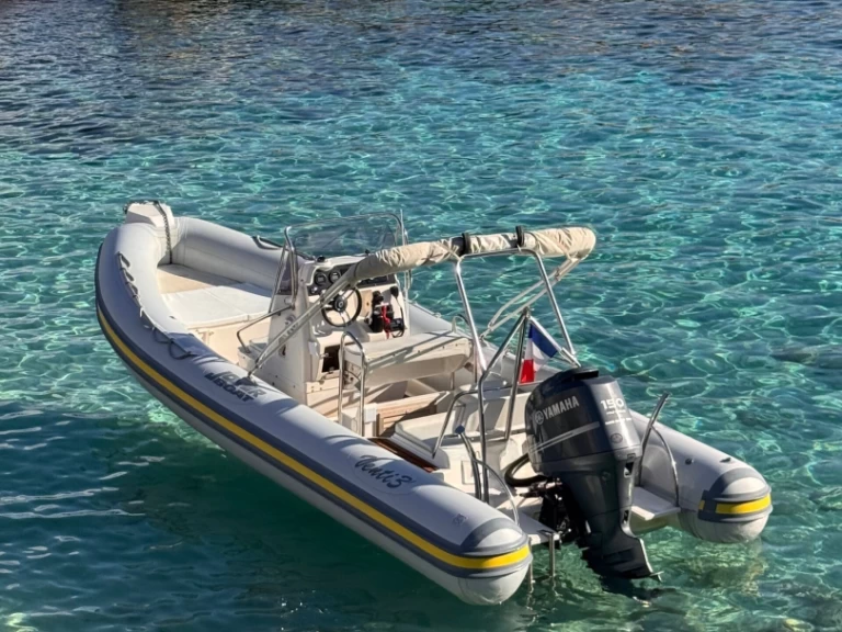 Ein Joker Boat Clubman 23 mieten in Les Lecques