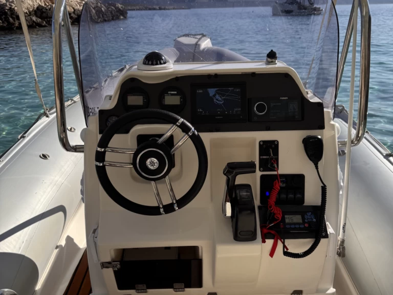 Ein Joker Boat Clubman 23 mieten in Bormes-les-Mimosas