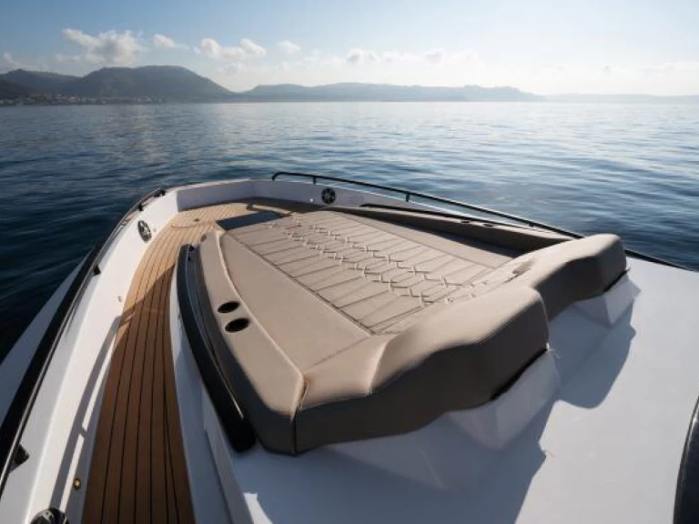 Motorboot mit oder ohne Skipper Salpa mieten in Porto Badino