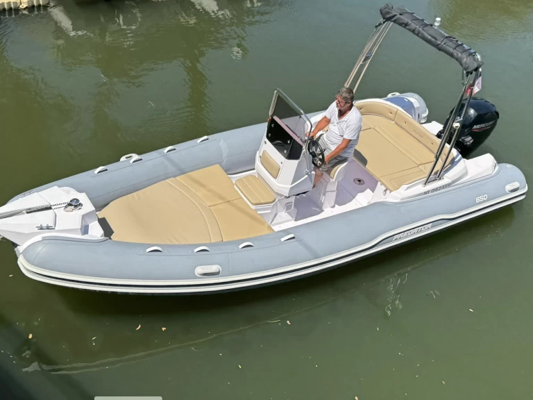 Vermietung Schlauchboot Predator mit Führerschein