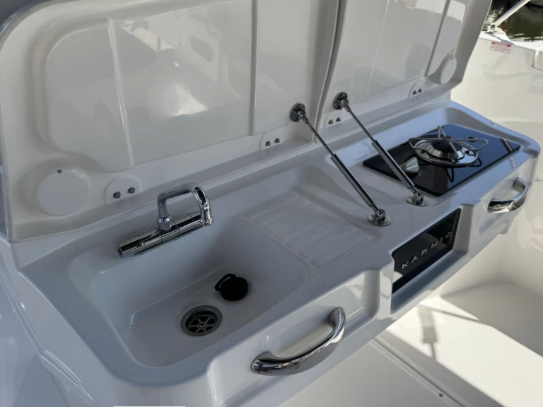 Motorboot mieten in Mandelieu-la-Napoule zum besten Preis