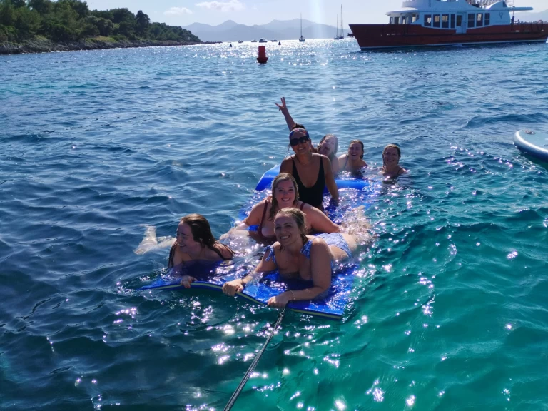 Ein Lagoon Lagoon 40 mieten in Cannes