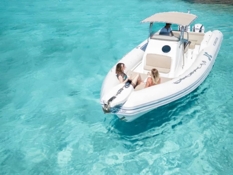 Joker Boat Clubman 30 mieten La Maddalena