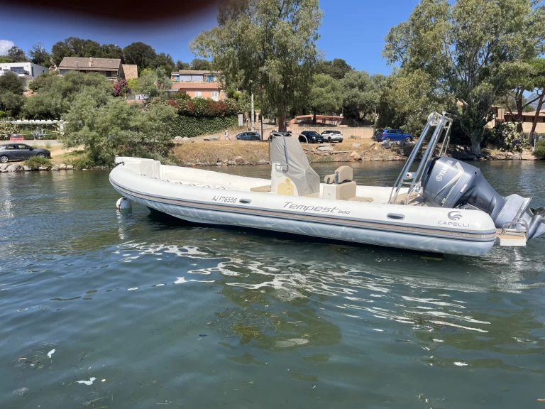 Schlauchboot mieten in Porto-Vecchio zum besten Preis