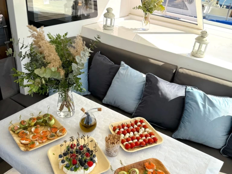 Boot mieten Dénia günstig Nautitech 46 Fly