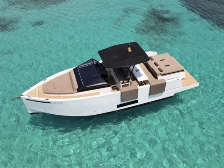 De Antonio D34 mieten Cannes