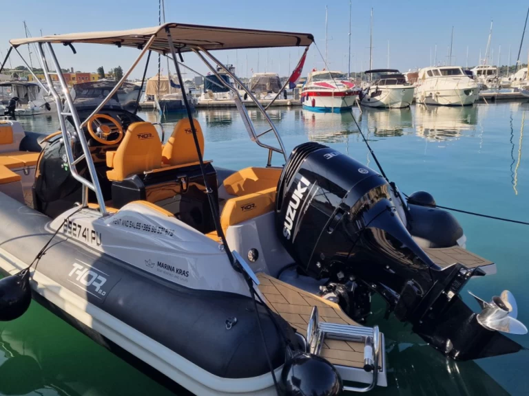 Schlauchboot mieten in Pula zum besten Preis