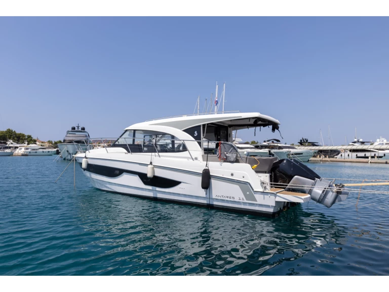 Motorboot mieten in Rogoznica - Bénéteau Antares 11 OB