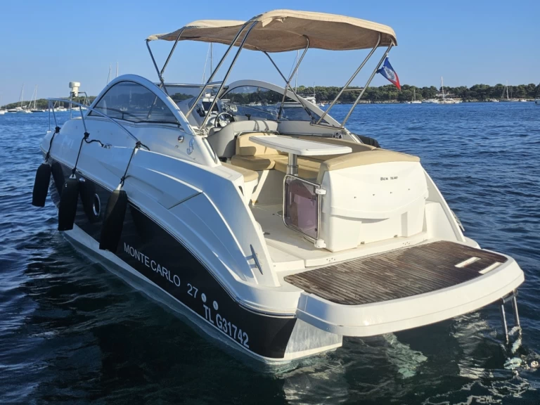 Ein Bénéteau Monte Carlo 27 mieten in Mandelieu-la-Napoule