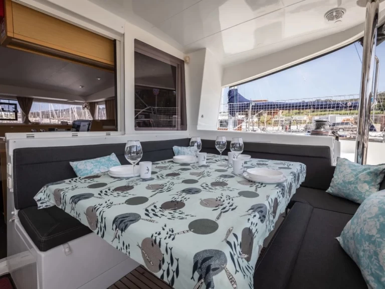 Katamaran mieten in San Vincenzo - Lagoon Lagoon 400 S2