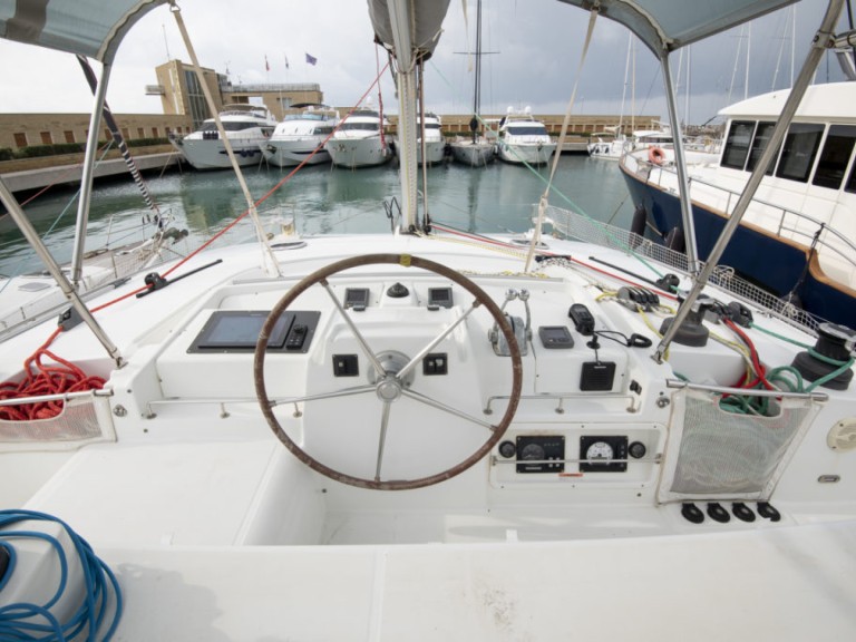 Katamaran mieten in San Vincenzo zum besten Preis