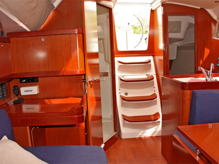 Segelboot mieten in San Vincenzo zum besten Preis