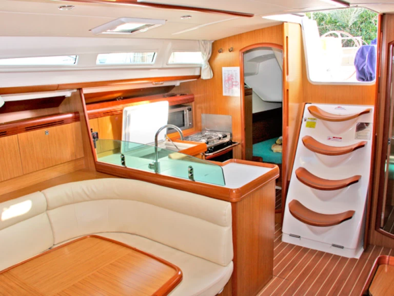 Bootsverleih Jeanneau Sun Odyssey 42i San Vincenzo Samboat