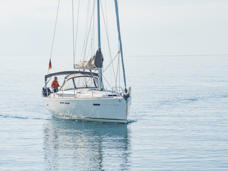 Segelboot mieten in San Vincenzo zum besten Preis