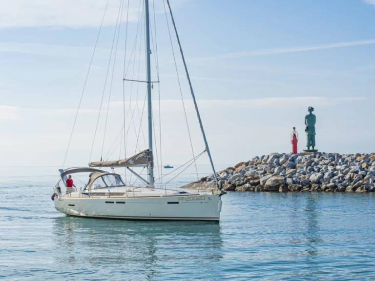 Segelboot mieten in San Vincenzo - Jeanneau Sun Odyssey 449
