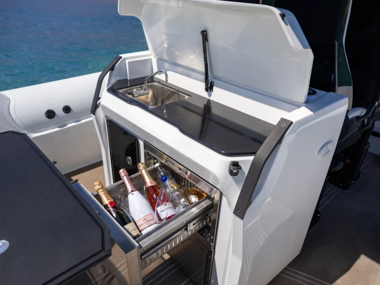 YachtCharter in Heraklion Municipality -  Olympic 40SR auf SamBoat