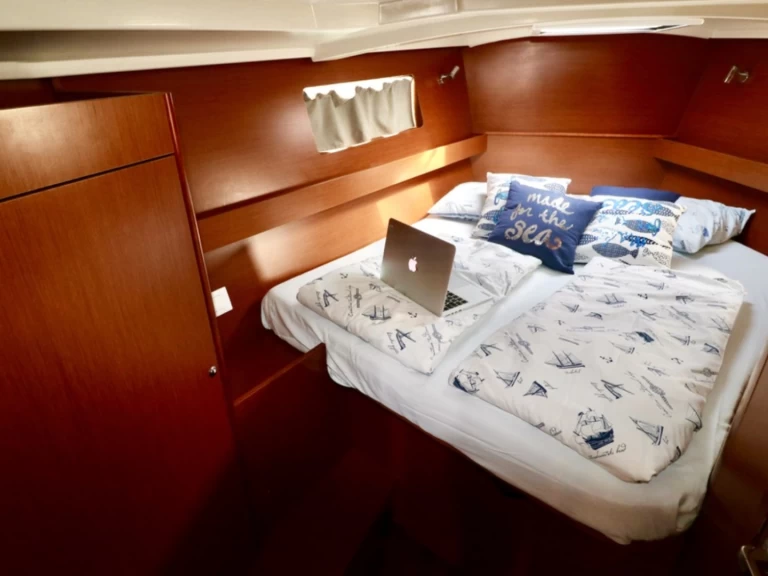 Vermietung Segelboot Bénéteau mit Führerschein