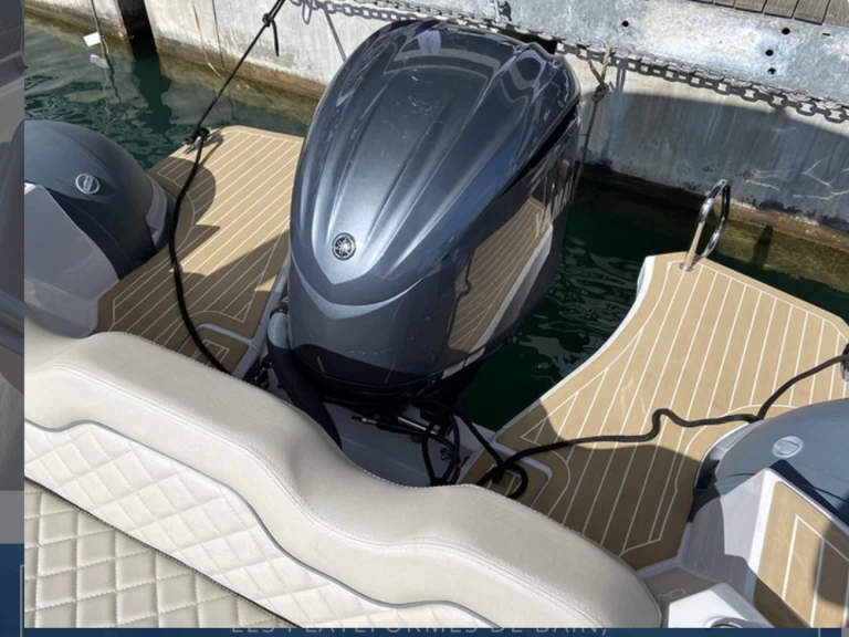 YachtCharter in Port Grimaud - Salpa SALPA 26 SOLEIL auf SamBoat