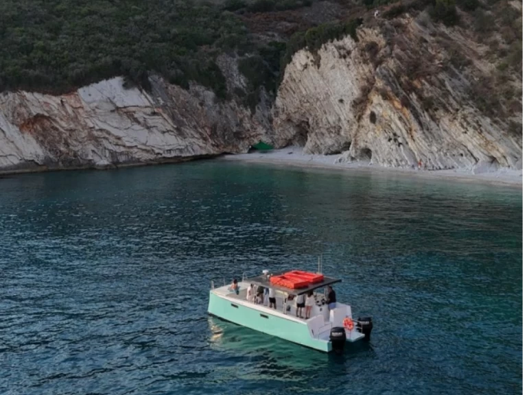 YachtCharter in Himarë - Aliboats DI BERNARDINI ALESSANDRO auf SamBoat