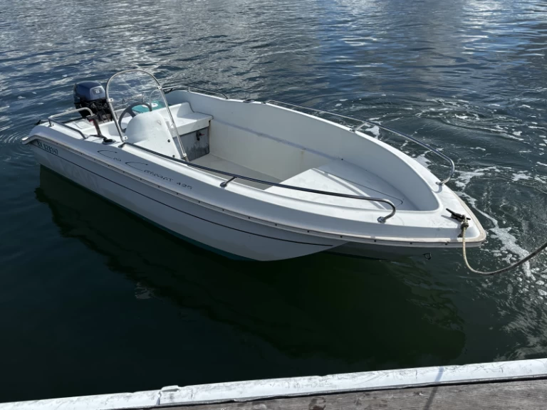 Motorboot mieten in Grand Piquey - Jeanneau Cap 425