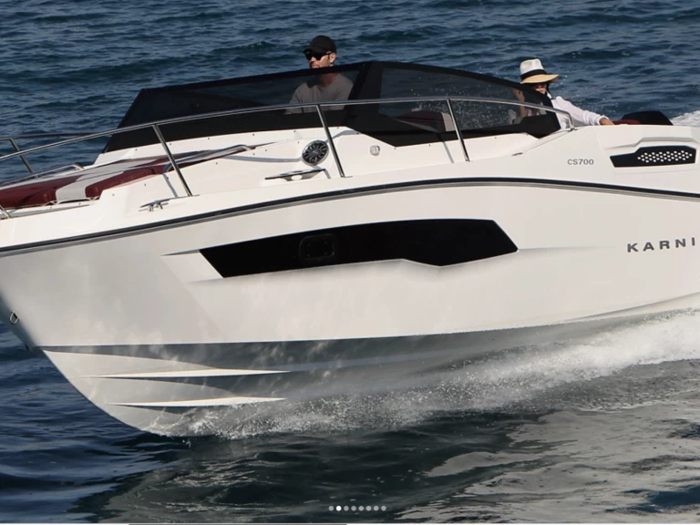 Ein Karnic 700 HT mieten in Sant Antoni de Portmany